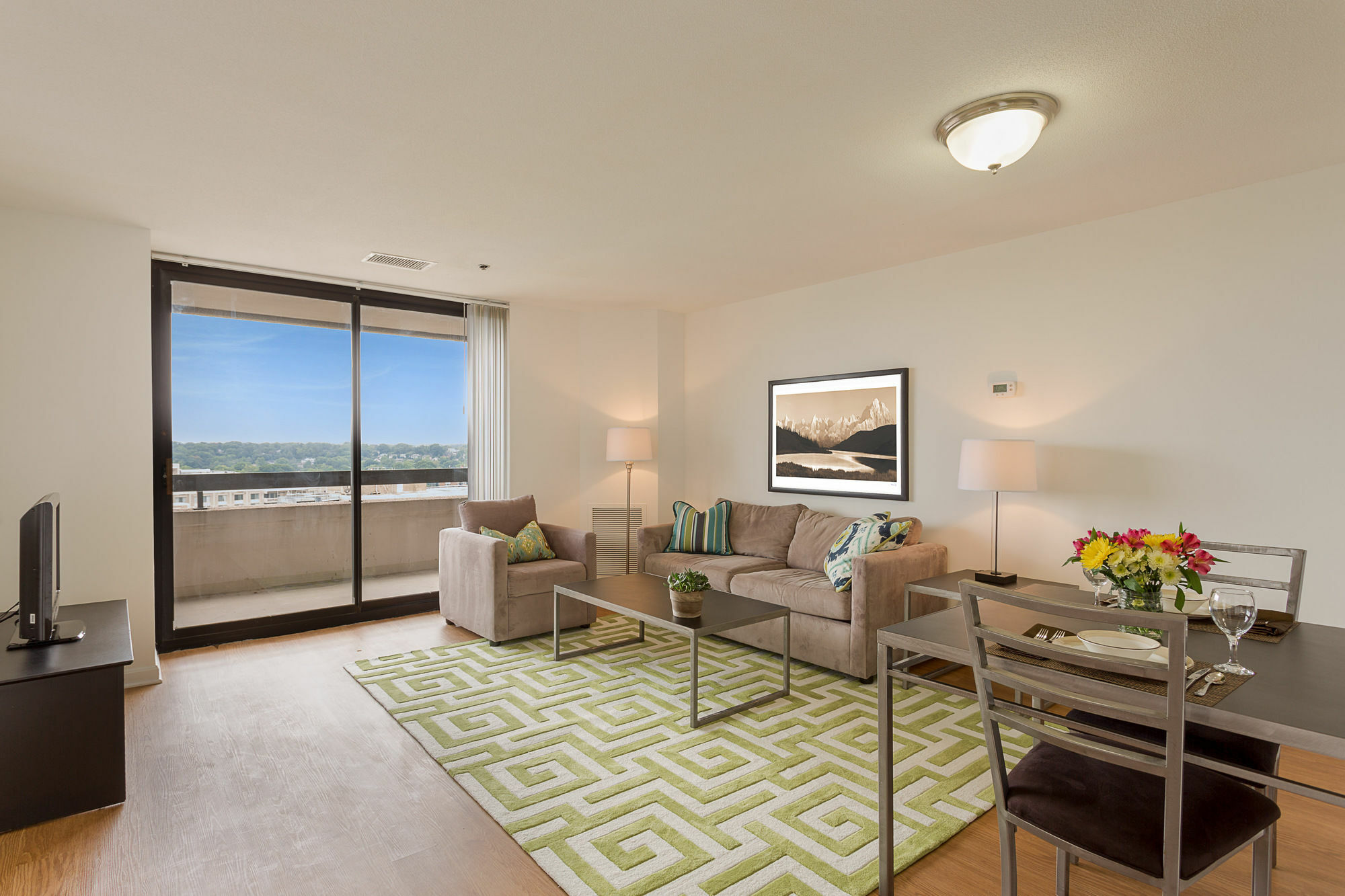 Oakwood Crystal City Arlington Exterior foto