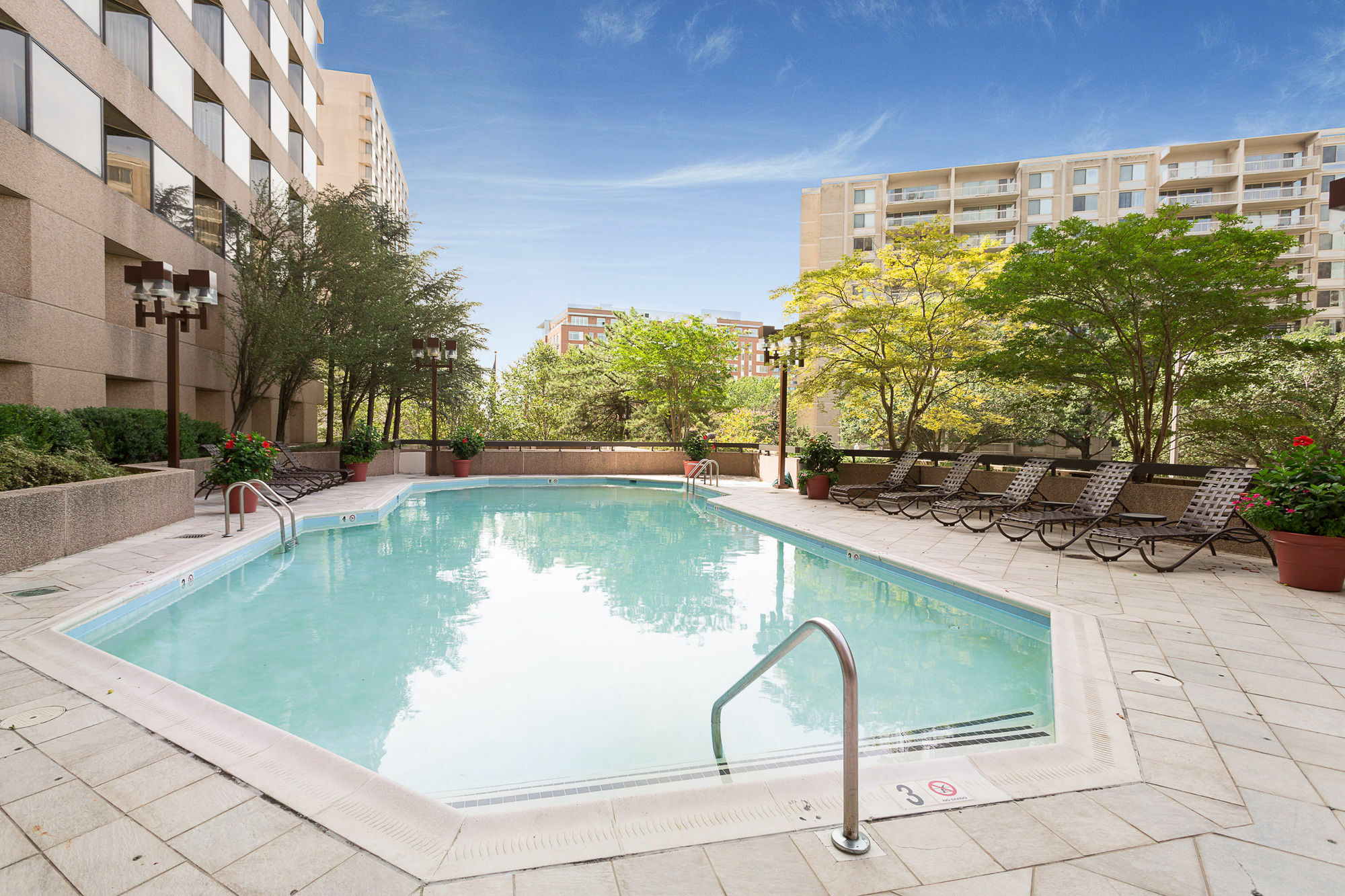 Oakwood Crystal City Arlington Exterior foto